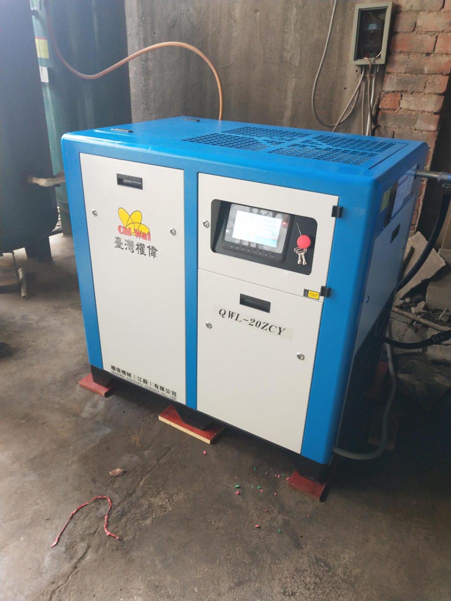 蘇州正信電子科技公司成功應用權偉節能螺桿空壓機