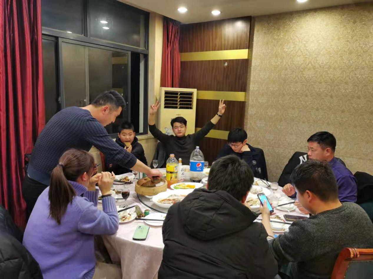 權(quán)偉節(jié)能空壓機 權(quán)偉節(jié)能空壓機