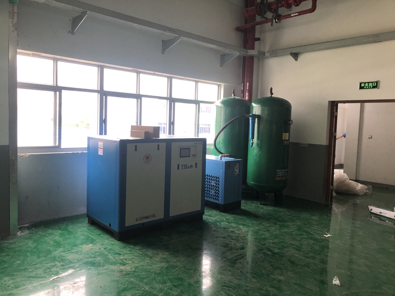 口罩機用權偉螺桿空壓機 口罩機用權偉螺桿空壓機