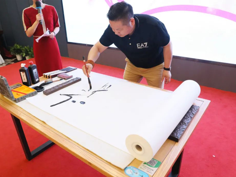 權(quán)偉永瑩螺桿空壓機廠家 權(quán)偉永瑩螺桿空壓機廠家